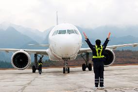 Passenger Aircraft Service Support in Chongqing