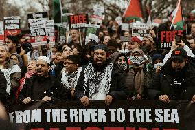 Tens Of Thousands At Pro-Palestinian March In London.