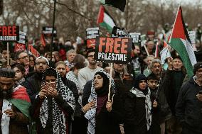 Tens Of Thousands At Pro-Palestinian March In London.