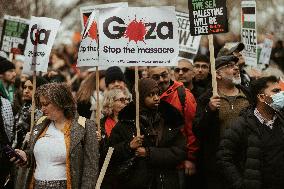 Tens Of Thousands At Pro-Palestinian March In London.