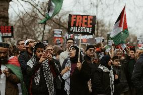 Tens Of Thousands At Pro-Palestinian March In London.