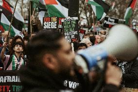 Tens Of Thousands At Pro-Palestinian March In London.