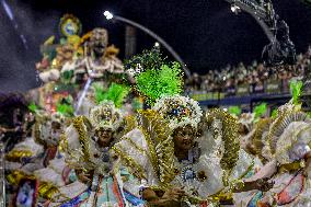 X-9 Paulistana Samba School Parade
