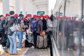 Migrant Workers Return To Work