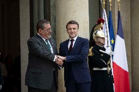 Emmanuel Macron welcomes Guatemala's President Bernardo Arevalo - Paris