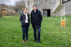 Les Republicains members visit a farm - Echouboulains