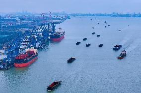 Crgo Ships Sailing in The Yangtze River in Rugao