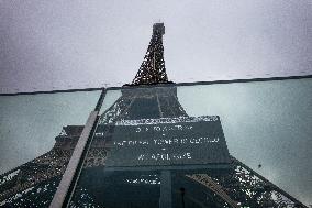 Strike Of The Eiffel Tower's Staff - Paris