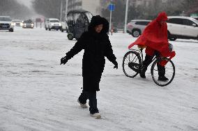 Heavy Snow Hit Fuyang