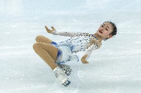 (SP)CHINA-INNER MONGOLIA-HULUN BUIR-14TH NATIONAL WINTER GAMES-FIGURE SKATING-TEAM (CN)