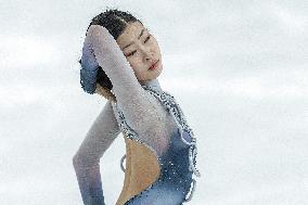 (SP)CHINA-INNER MONGOLIA-HULUN BUIR-14TH NATIONAL WINTER GAMES-FIGURE SKATING-TEAM (CN)