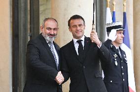French President Meets PM Of Armenia - Paris