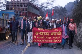 Loan Shark Victims March To Kathmandu For Government's Attention