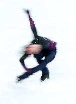 (SP)CHINA-INNER MONGOLIA-HULUN BUIR-14TH NATIONAL WINTER GAMES-FIGURE SKATING-TEAM (CN)