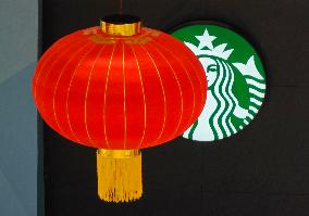 Starbucks 7000 Stores in China