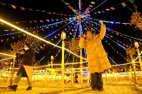 The Yellow River 9 Lamp Array