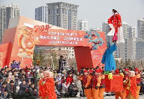 Yangko Perform Celebrate Chinese Lantern Festival
