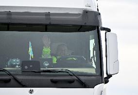 Ukrainian trucks blocked at Ukraine-Poland border