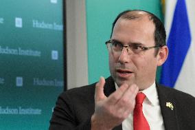Zionist Party Member Rothman Hold A Israel-Palestian Conflict War