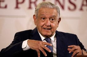 Andres Manuel Lopez Obrador, News Conference