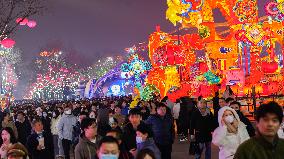 Chinese Celebrate Lantern Festival in Xi'an