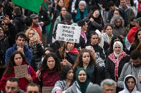 Demonstration In Barcelona In Support Of Palestine