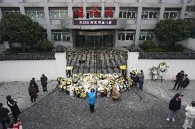 Citizens Are Mourning Zong Qinghou in Hangzhou, China