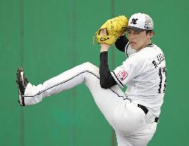 Baseball: Lotte Marines pitcher Roki Sasaki