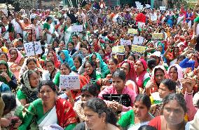 Anganwadi Workers Protest In India