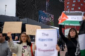 Protesters Hobble Mobile World Congress Traffic