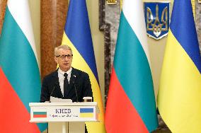 Meeting of Ukrainian President and Bulgarian PM with press in Kyiv