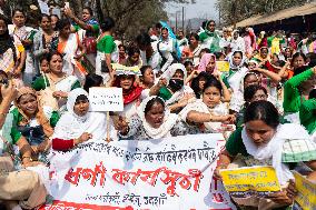 Anganwadi Workers Protest In India