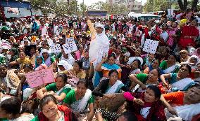 Anganwadi Workers Protest In India