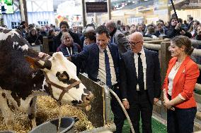 Les Republicains visit the 60th International Agriculture Fair  - Paris