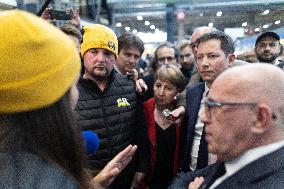 Les Republicains visit the 60th International Agriculture Fair  - Paris