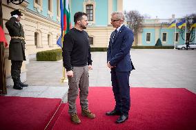 Bulgarian PM Denkov Visits Kyiv