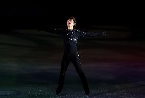 (SP)CHINA-INNER MONGOLIA-HULUN BUIR-14TH NATIONAL WINTER GAMES-FIGURE SKATING-GALA(CN)