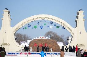 CHINA-HEILONGJIANG-HARBIN-SCENIC SPOT-SNOW SCULPTURE ART EXPO PARK-CLOSING (CN)
