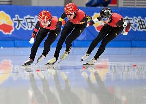 (SP)CHINA-INNER MONGOLIA-HULUN BUIR-14TH NATIONAL WINTER GAMES-SPEED SKATING-JUNIOR WOMEN'S TEAM PERSUIT (CN)