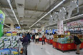 Nanjing First Walmart Closes