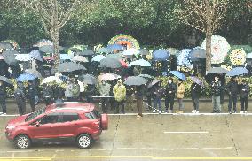 Memorial ceremony for Zong Qinghou Held in Hangzhou
