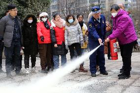 High-rise Building Fire Escape Drill in Lianyungang