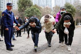 High-rise Building Fire Escape Drill in Lianyungang