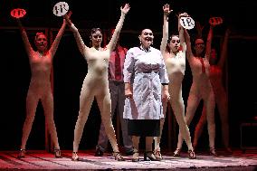 DRAMiKOM Theater prepares premiere of Madame Rubinstein in Dnipro