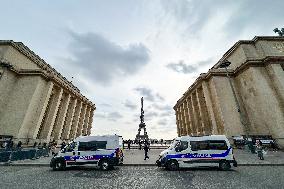 Security Near Eiffel Tower - Paris