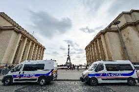 Security Near Eiffel Tower - Paris