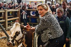 Marine Le Pen Visits The Agricultural Fair - Paris
