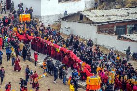 Buddhist festival at Langmu Temple in Gannan