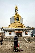 Buddhist festival at Langmu Temple in Gannan