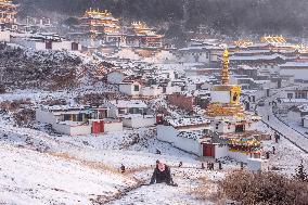 Langmu Temple Snow Scenery in Gannan